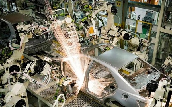 激光切割機(jī)在汽車制造業(yè)中實現(xiàn)流水線集成