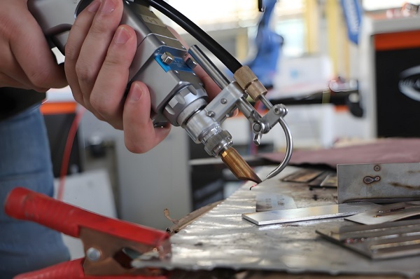 激光焊接機融不了焊絲怎么回事？