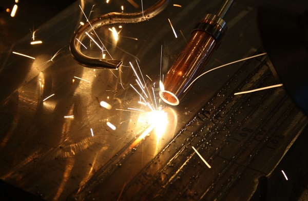 激光焊接機超過最大功率報警怎么處理？