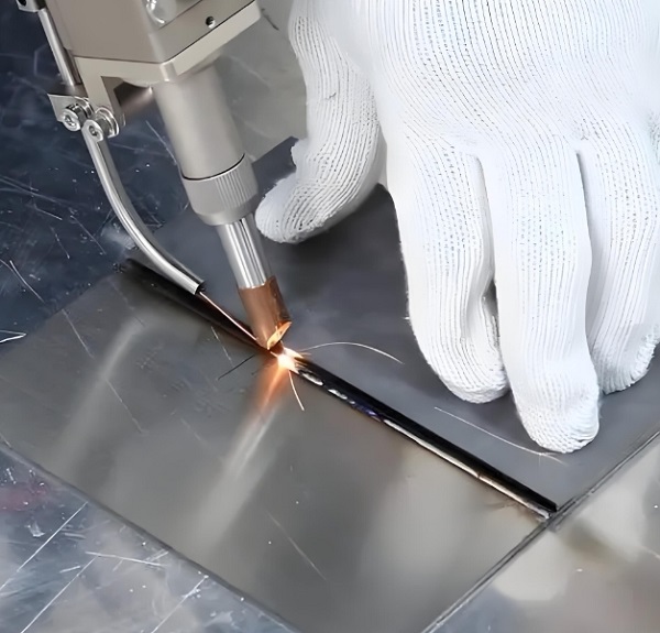 激光焊接機(jī)焊薄板有哪些焊接方式？