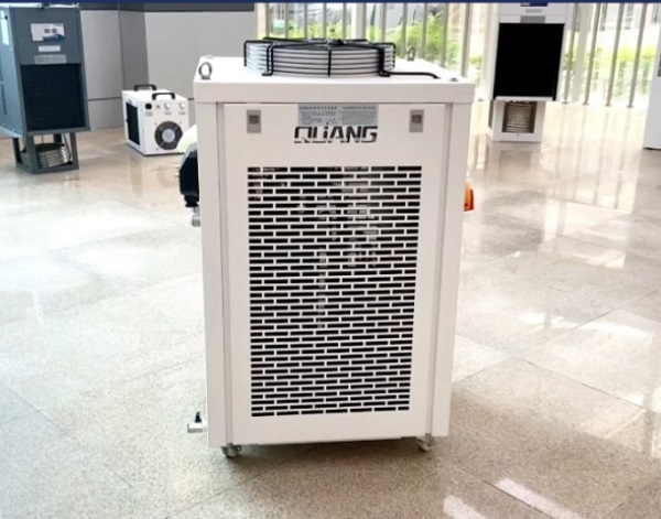 激光焊接機(jī)為啥要搭配冷水箱？