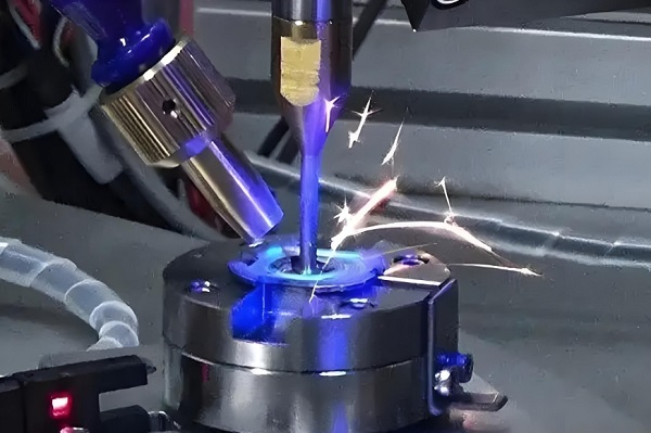 怎樣防止激光焊接機的焊接頭堵塞？