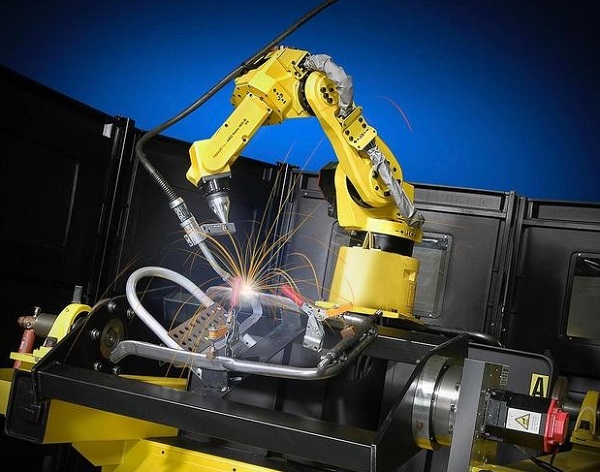 激光焊接機(jī)器人