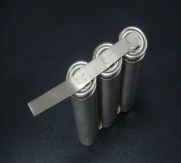 不同材質(zhì)的鋰電池極耳對(duì)鋰電池激光焊機(jī)有什么要求？