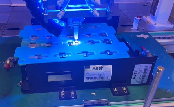電池電芯激光焊接 電池電芯激光焊接