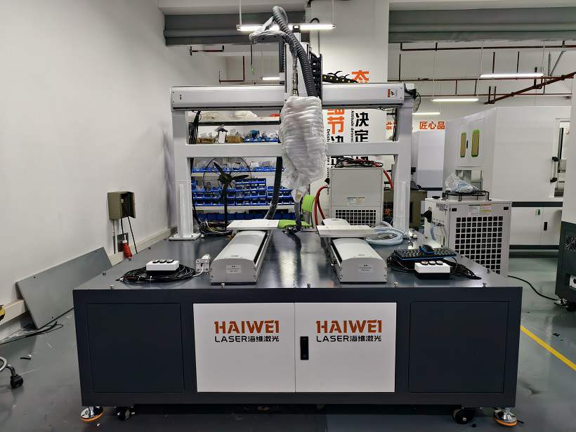 新能源鋰電池雙工位激光焊接機 新能源鋰電池雙工位激光焊接機