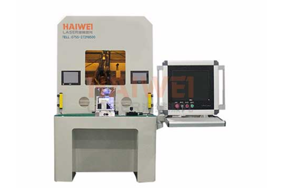 光伏行業(yè)崛起：激光焊接設(shè)備在太陽能電池板生產(chǎn)中的應(yīng)用潛力