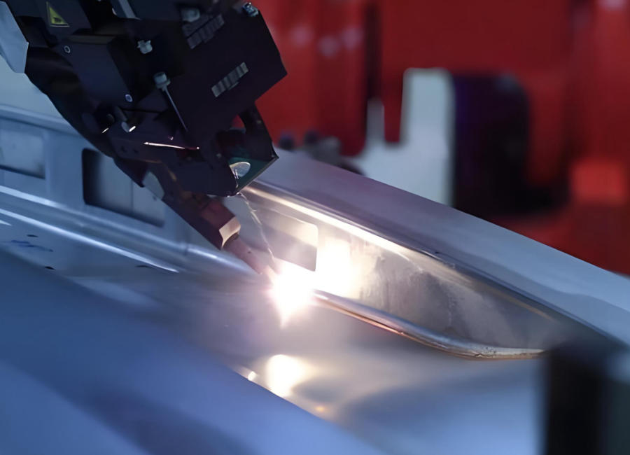 高反射率材料焊接，光纖激光焊接機(jī)的解決措施有哪些？